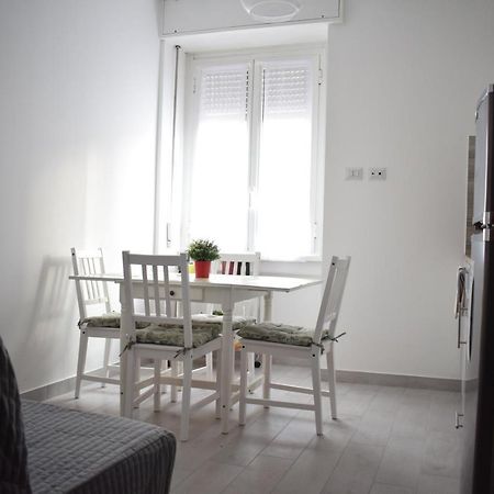 L'Arche Comfort&Relax - Gambara Square Di Via Palma Milan Exterior photo