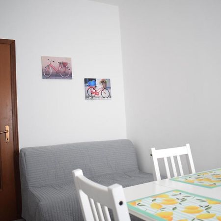 L'Arche Comfort&Relax - Gambara Square Di Via Palma Milan Exterior photo