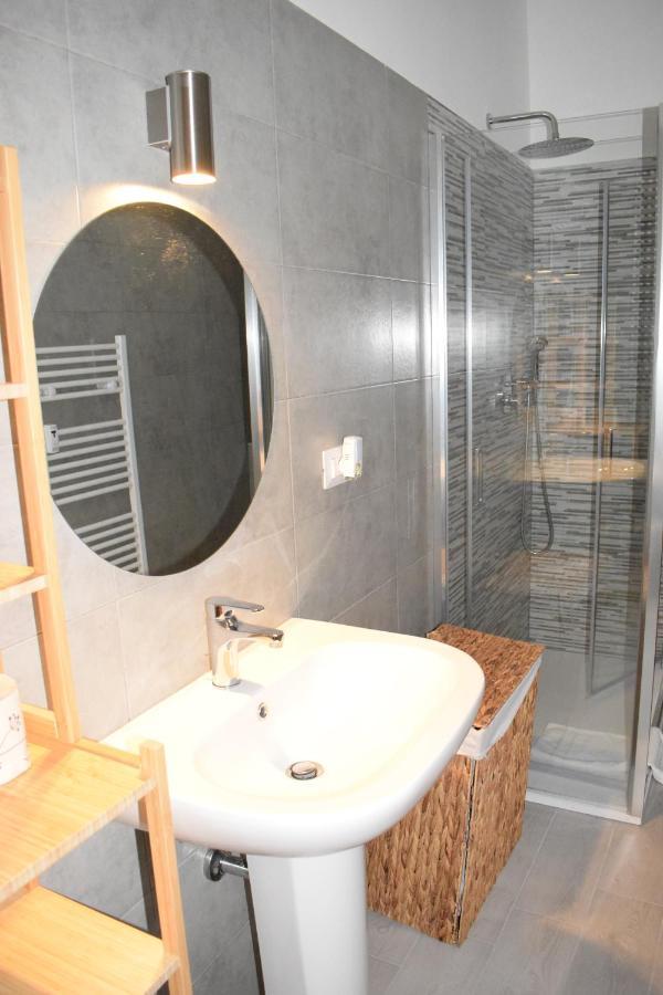 L'Arche Comfort&Relax - Gambara Square Di Via Palma Milan Exterior photo